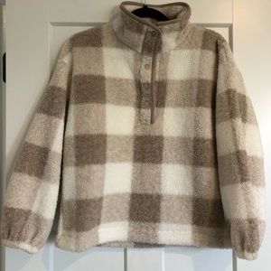 Women’s Buffalo plaid sherpa quarter snap collar top, size Petite medium